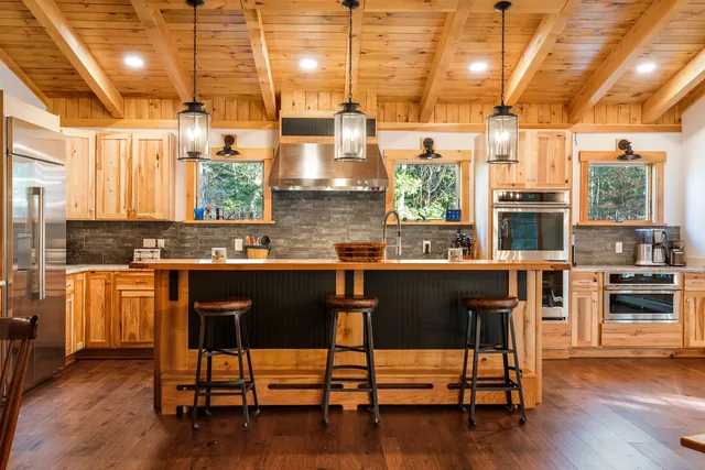 Wood kitchen with island seating